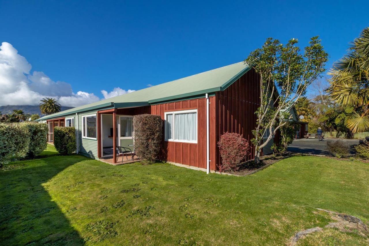 Anatoki Lodge Motel Takaka Exteriör bild
